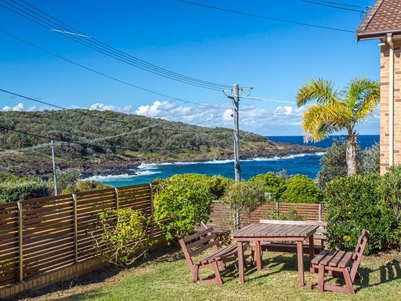1 Wooroonga Crescent, Kioloa NSW 2539