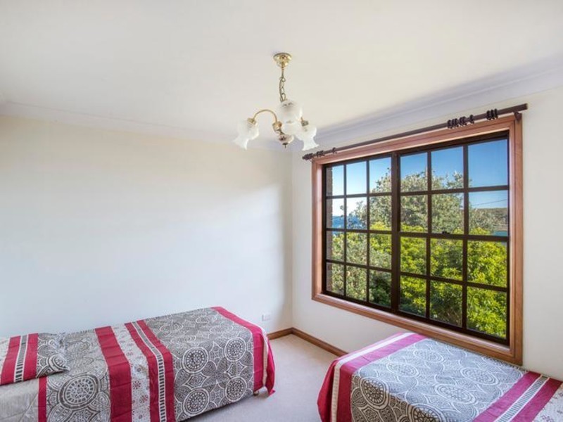 1 Wooroonga Crescent, Kioloa NSW 2539