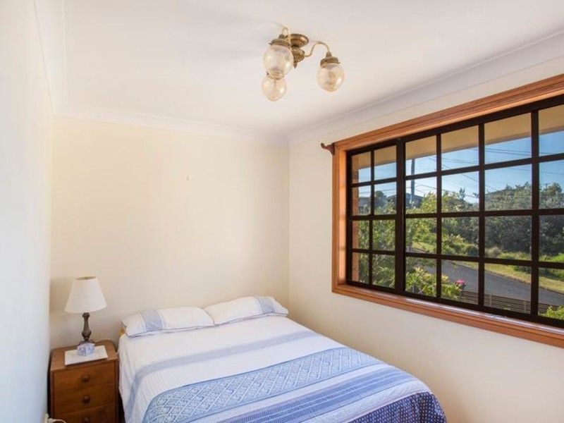 1 Wooroonga Crescent, Kioloa NSW 2539