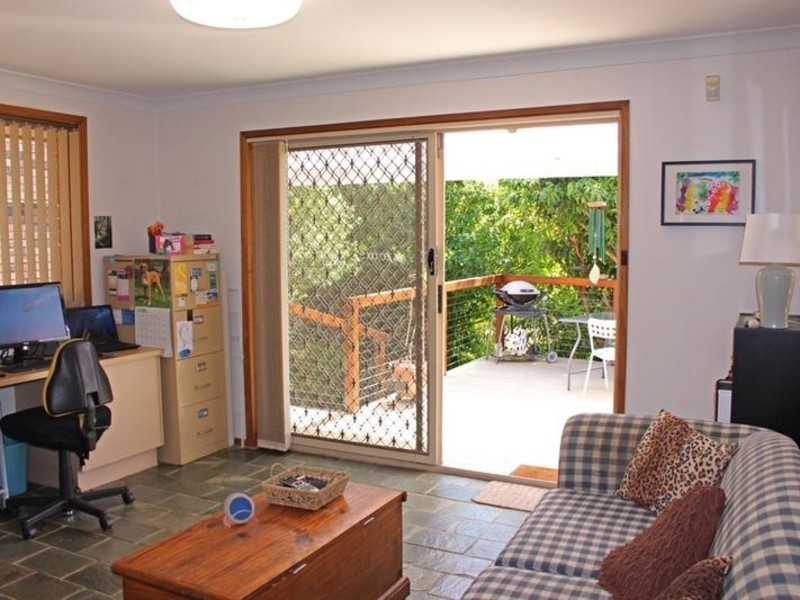 10 Rosella Avenue, Mollymook NSW 2539