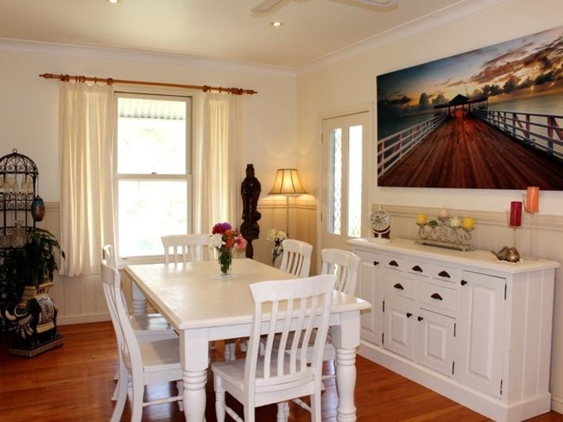 4 Blake Place, Narrawallee NSW 2539