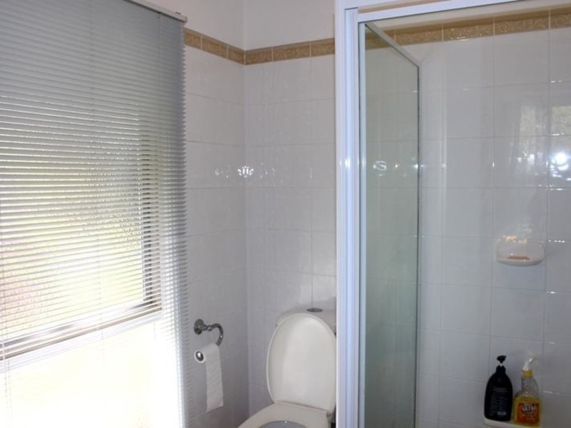 4 Blake Place, Narrawallee NSW 2539