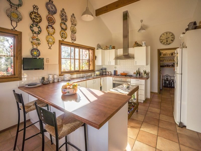 19 Lake Conjola Entrance Road, Yatte Yattah NSW 2539