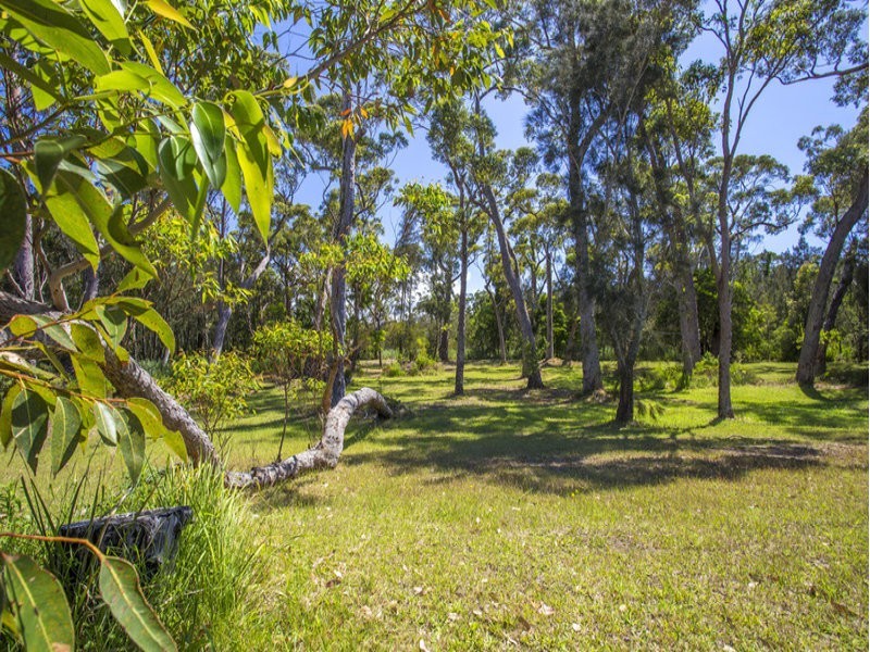 60 Macleay Street, Narrawallee NSW 2539