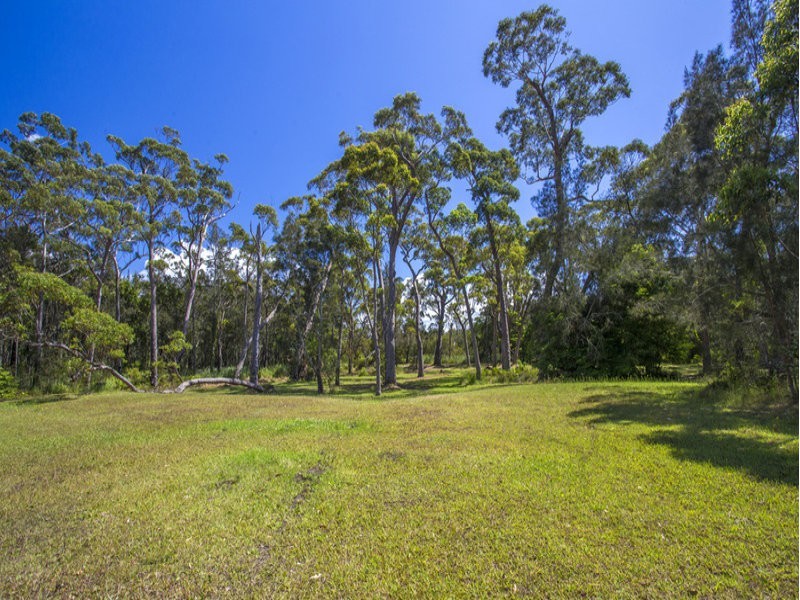 60 Macleay Street, Narrawallee NSW 2539