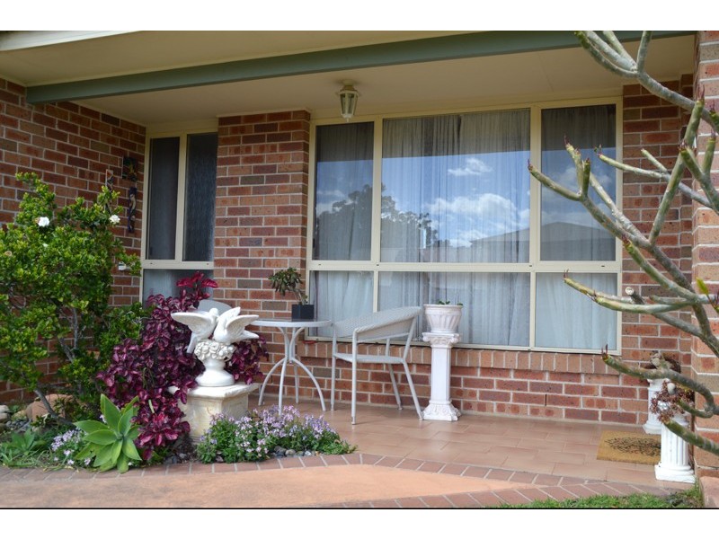 2/1 Combe Drive, Mollymook NSW 2539
