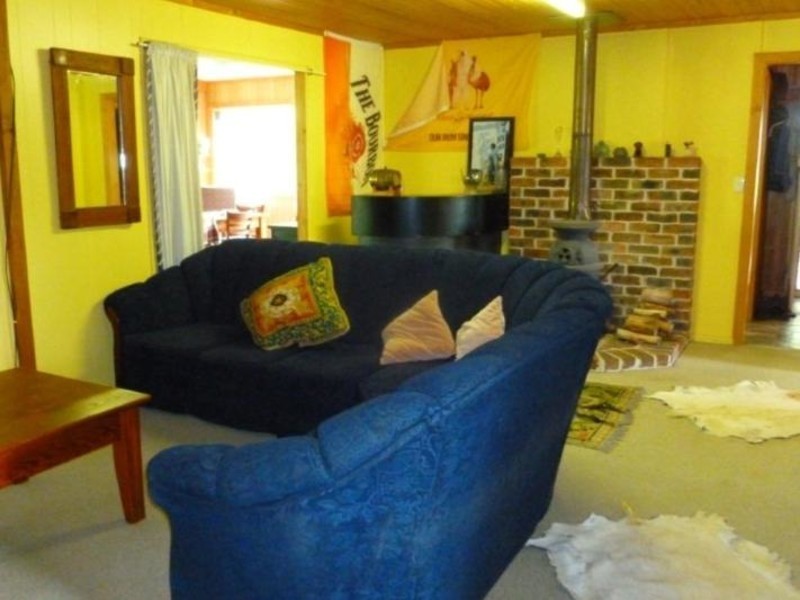 The Sheep Track, Brooman NSW 2538