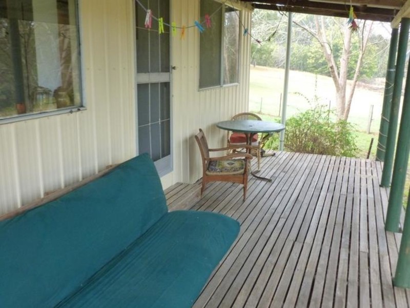 The Sheep Track, Brooman NSW 2538