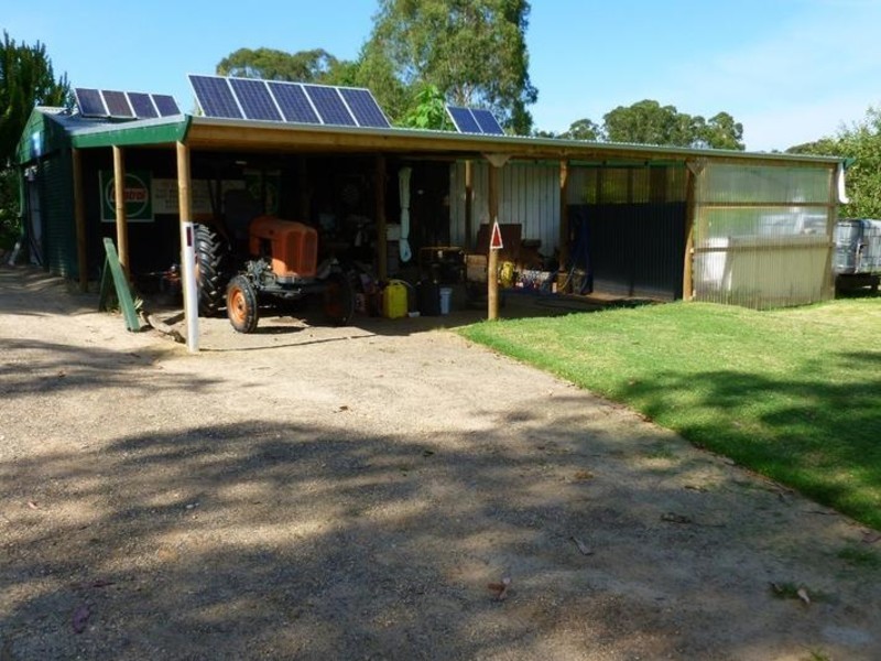 The Sheep Track, Brooman NSW 2538