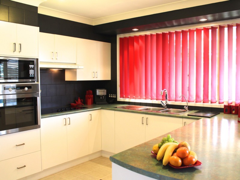 32 Combe Drive, Mollymook NSW 2539