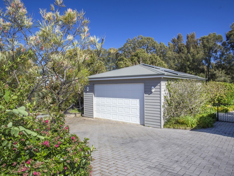 14 Sanderling Place, Bawley Point NSW 2539