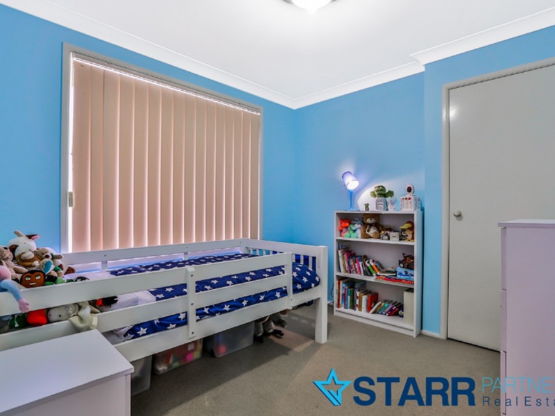 41 Galloway Crescent, St Andrews NSW 2566
