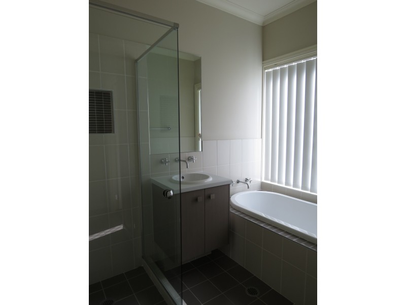 202 Mount Annan Drive, Mount Annan NSW 2567