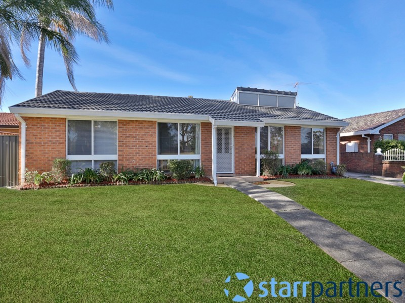 73 Potoroo Avenue, St Helens Park NSW 2560