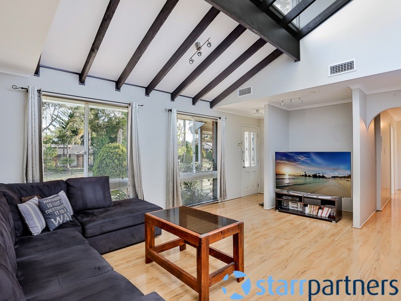 73 Potoroo Avenue, St Helens Park NSW 2560