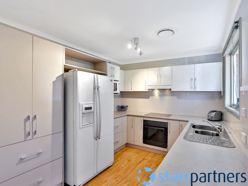 73 Potoroo Avenue, St Helens Park NSW 2560