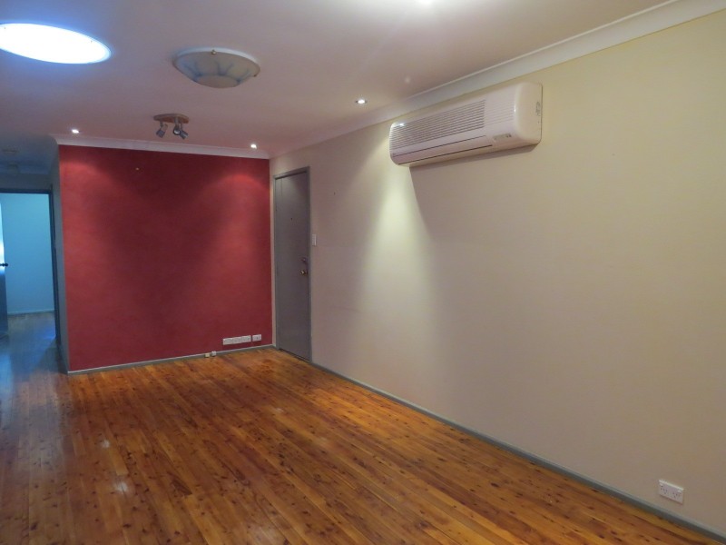 6 Missouri Street, Kearns NSW 2558