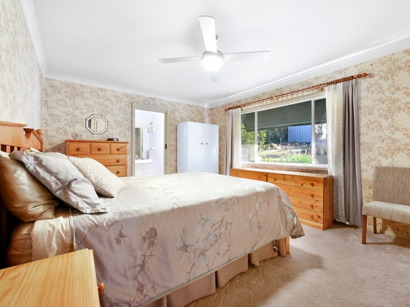 40 Fern Avenue, Bradbury NSW 2560