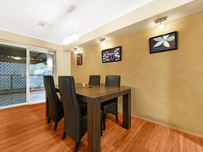 10 Paraka Place, Bradbury NSW 2560