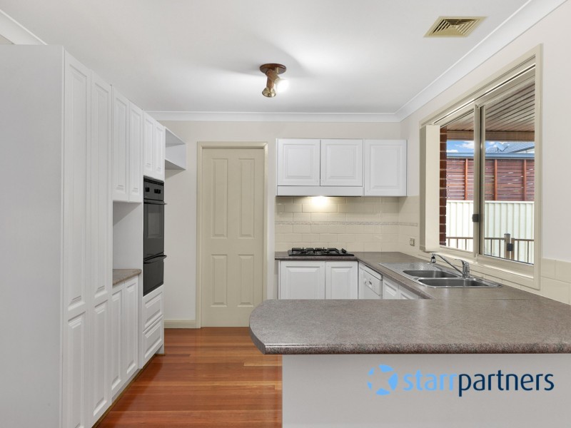 10 Crystal Way, Mount Annan NSW 2567