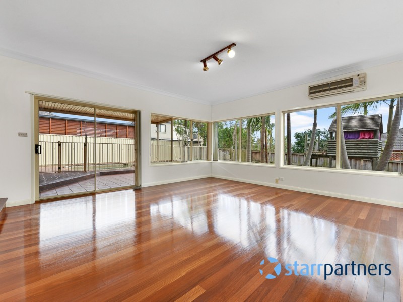 10 Crystal Way, Mount Annan NSW 2567
