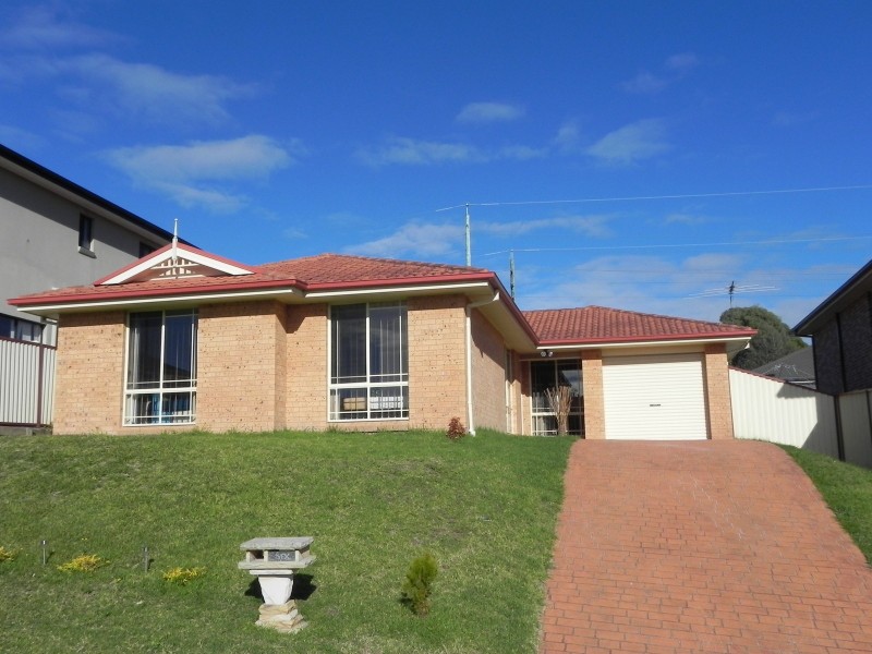 6 St Clare Place, Blair Athol NSW 2560