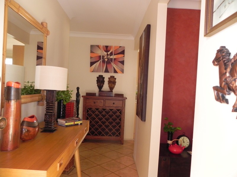 6 St Clare Place, Blair Athol NSW 2560