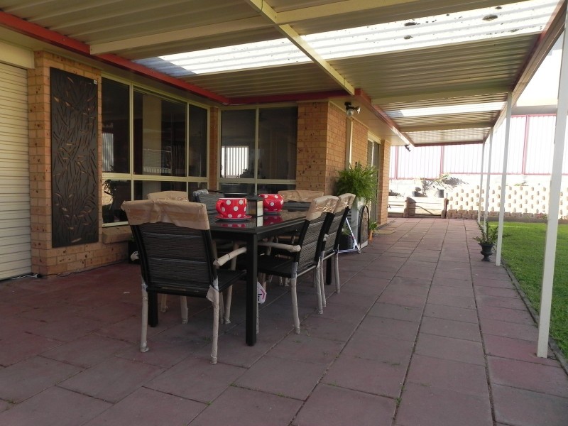 6 St Clare Place, Blair Athol NSW 2560
