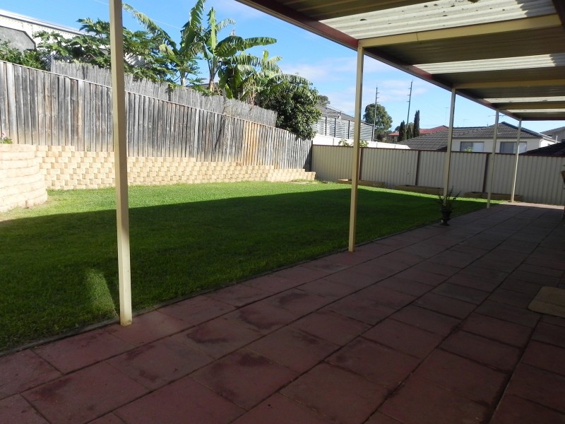 6 St Clare Place, Blair Athol NSW 2560