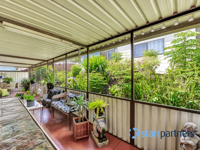 88 Cleopatra Dr, Rosemeadow NSW 2560