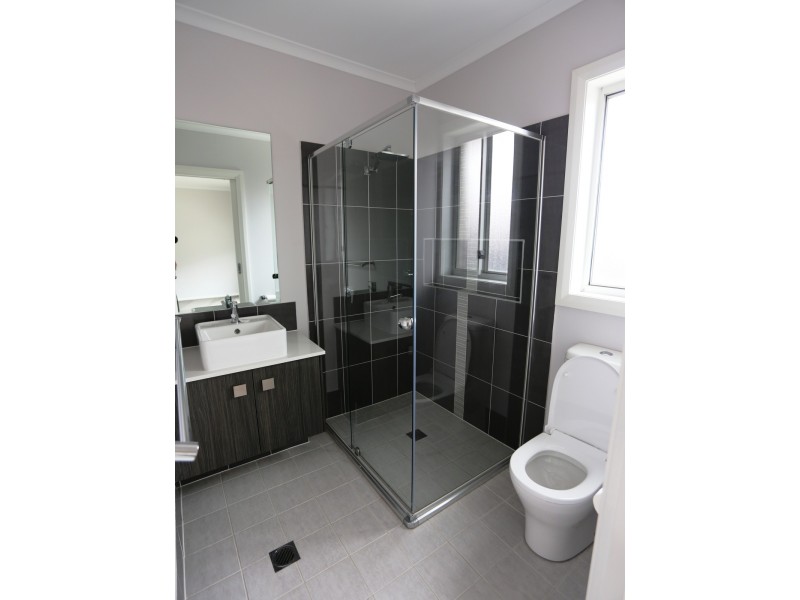21 Harvey Street, Oran Park NSW 2570