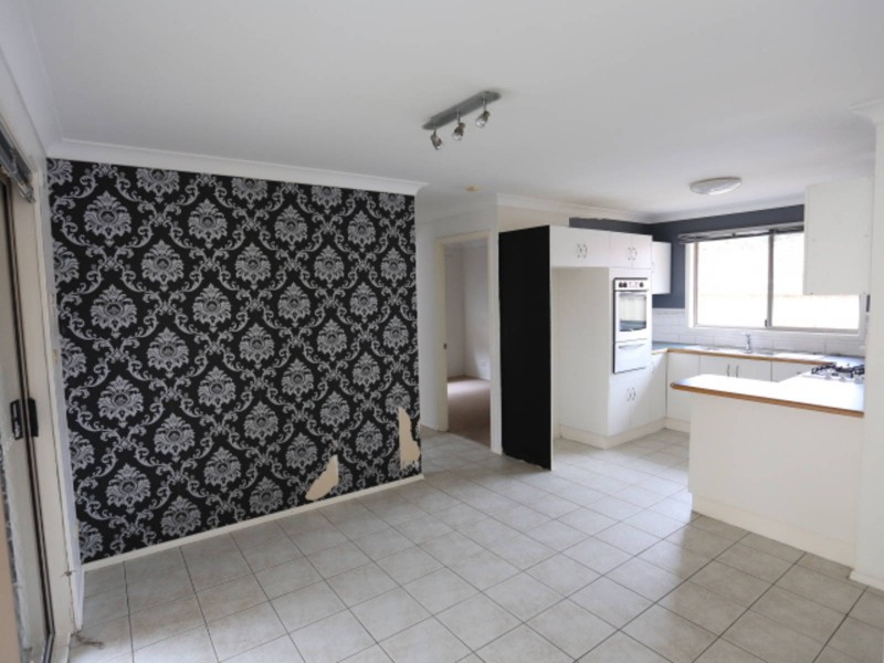 37 Mary Street, Macquarie Fields NSW 2564