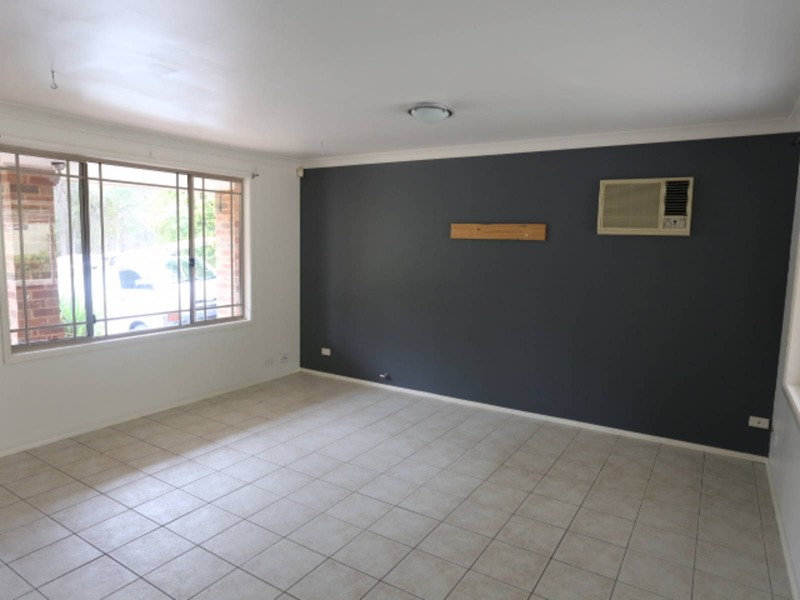 37 Mary Street, Macquarie Fields NSW 2564