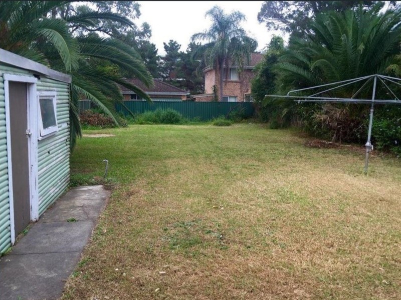 12 Cambridge Street, Ingleburn NSW 2565