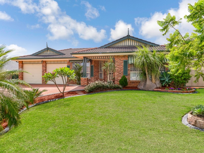 13 Alligator St, Kearns NSW 2558