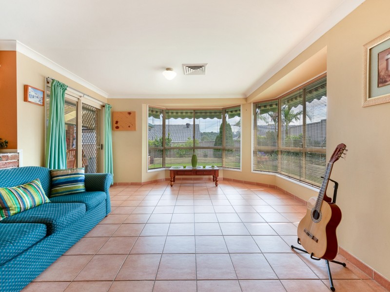 13 Alligator St, Kearns NSW 2558