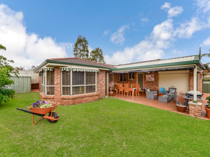 13 Alligator St, Kearns NSW 2558