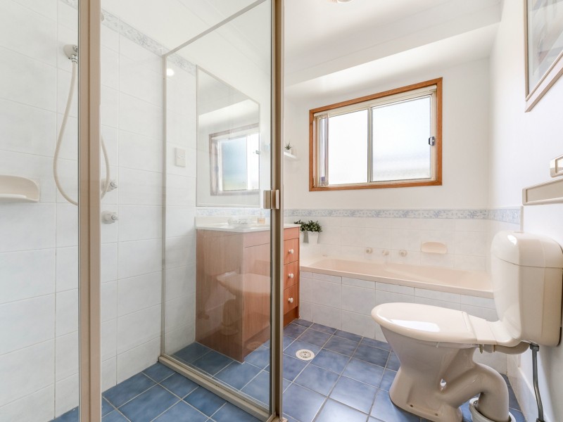 40 Pyramus St, Rosemeadow NSW 2560