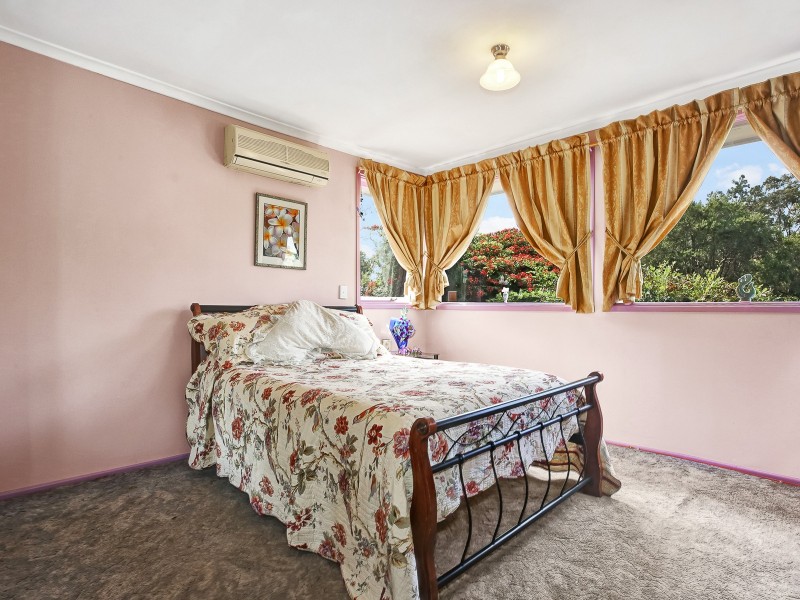 7 Coachwood Cres, Bradbury NSW 2560