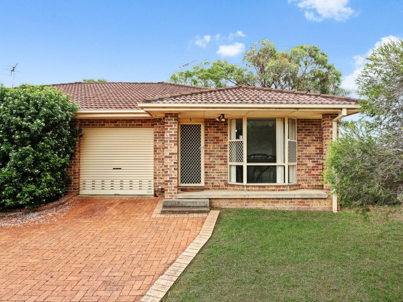 5/23  Porter St, Minto NSW 2566