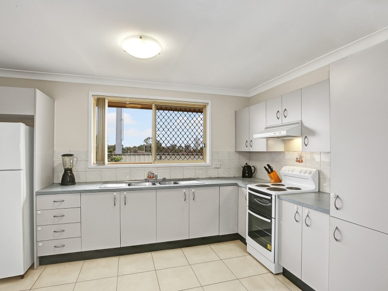 5/23  Porter St, Minto NSW 2566