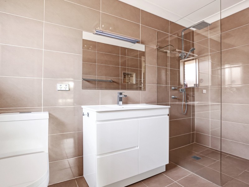 57 Epping Forest Dr, Kearns NSW 2558