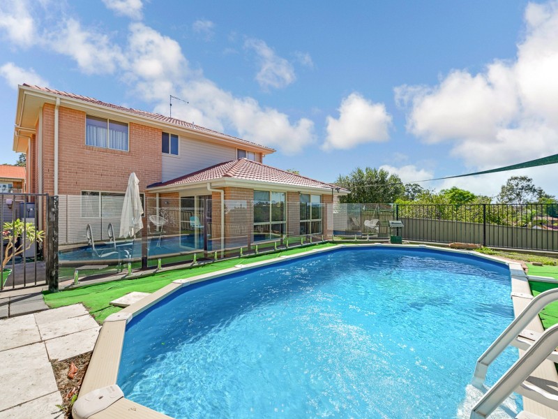 70 Clennam Ave, Ambarvale NSW 2560