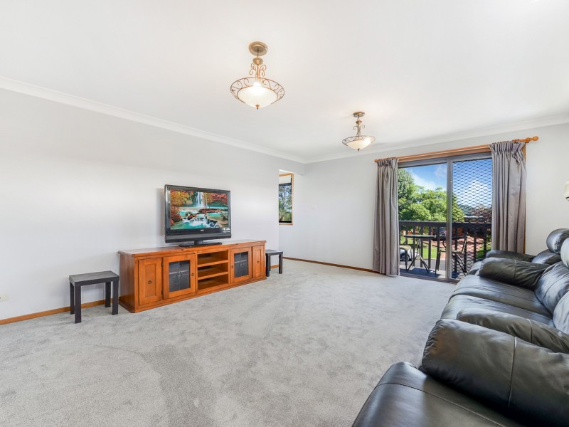 2 Aminya Cres, Bradbury NSW 2560