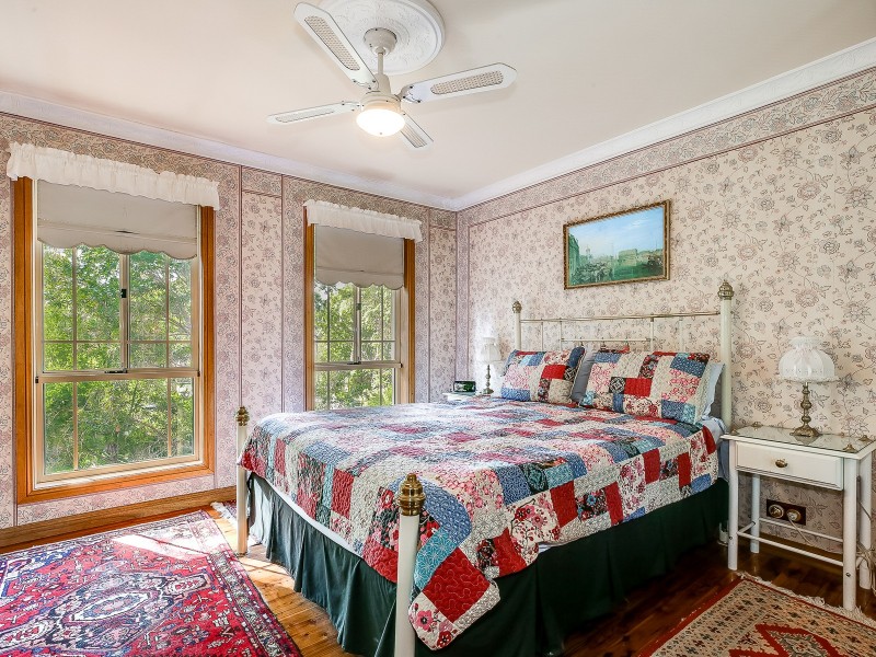 10 Mundowy Pl, Bradbury NSW 2560