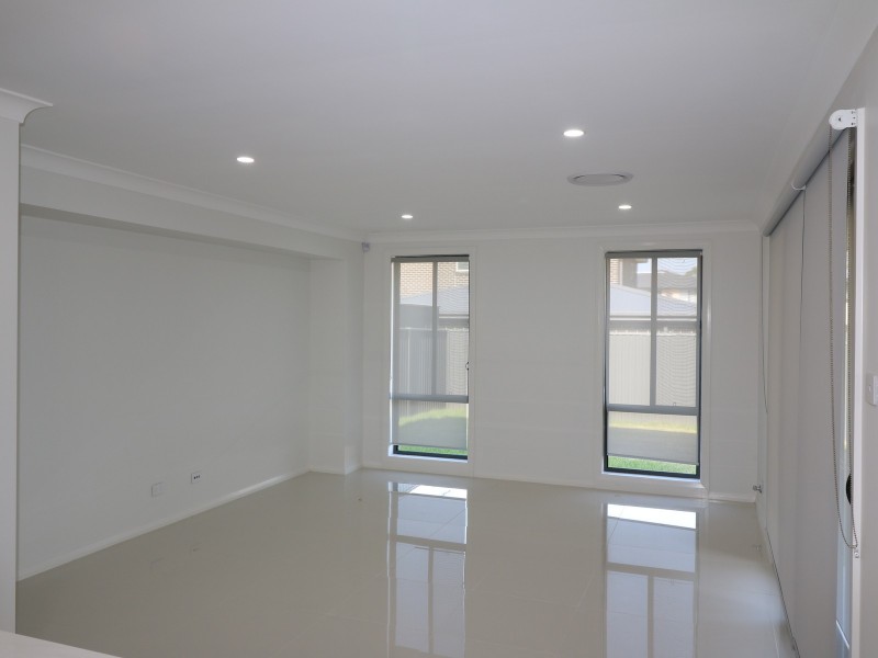 84 Willowdale Drive, Leppington NSW 2179