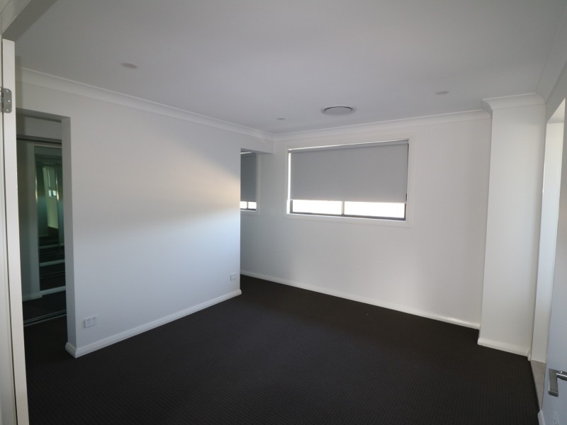 84 Willowdale Drive, Leppington NSW 2179