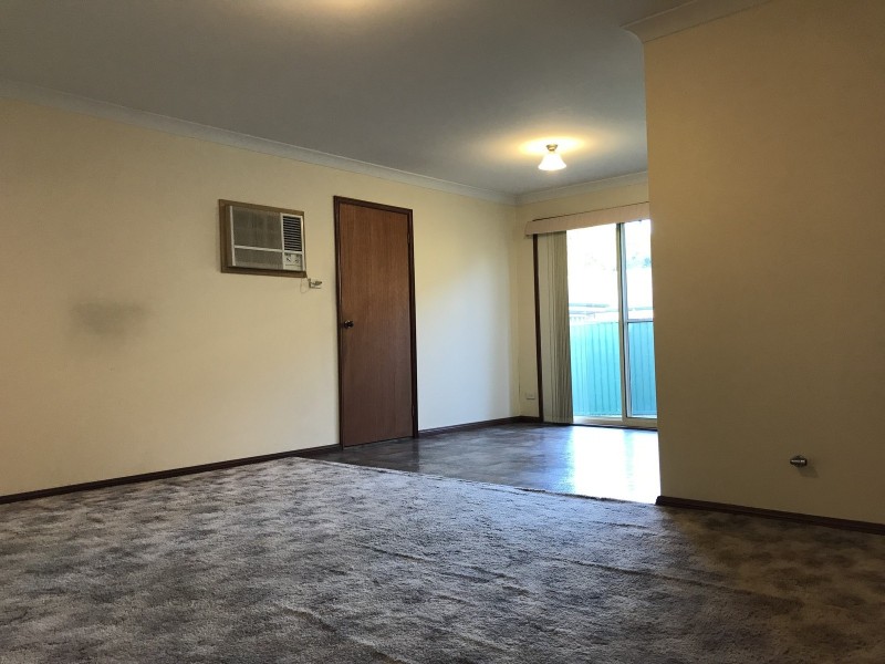 13/6 Michael Place, Ingleburn NSW 2565