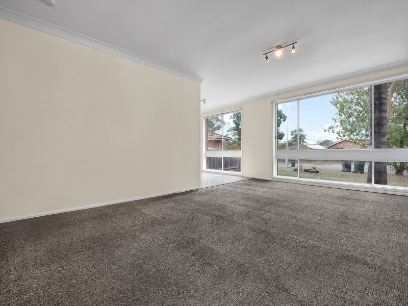 10 Kelburn Pl, Airds NSW 2560