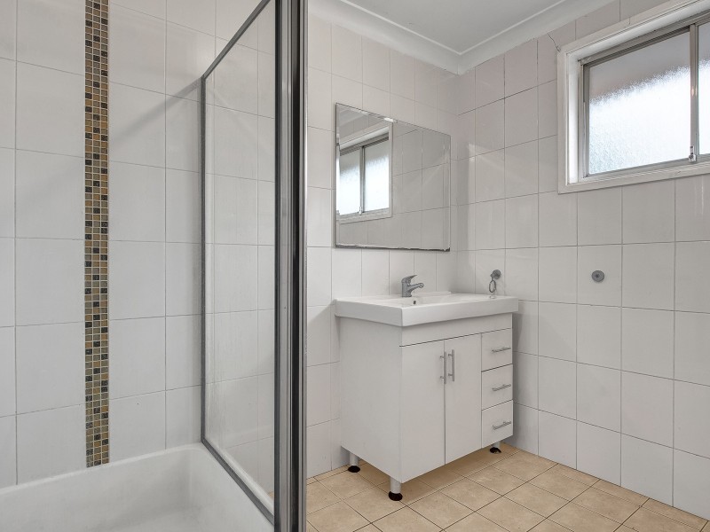 10 Kelburn Pl, Airds NSW 2560